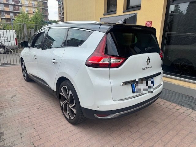 RENAULT Grand Scenic usata, con Alzacristalli elettrici