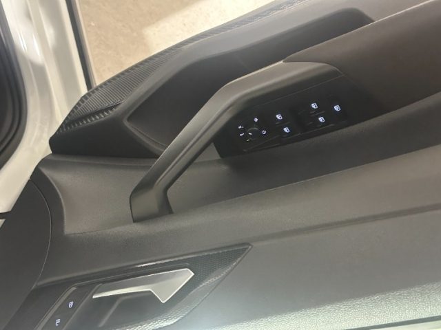 VOLKSWAGEN Taigo usata, con ESP