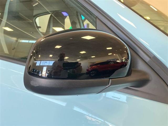 RENAULT Twingo usata 18