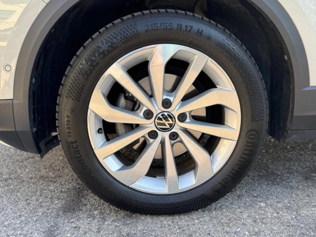 VOLKSWAGEN T-Roc usata, con Autoradio