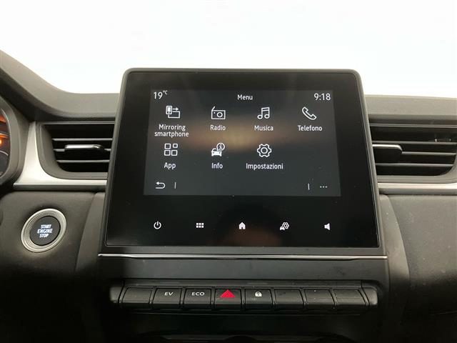 RENAULT Captur usata, con Bracciolo