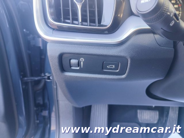 VOLVO V60 usata, con Frenata d