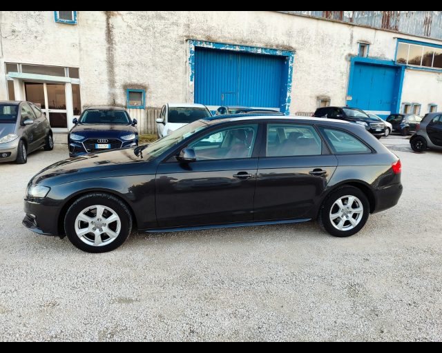 AUDI A4 usata, con Sedile posteriore sdoppiato