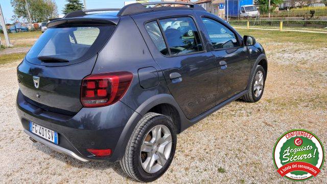 DACIA Sandero usata, con Airbag
