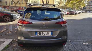 RENAULT Scenic usata, con Autoradio
