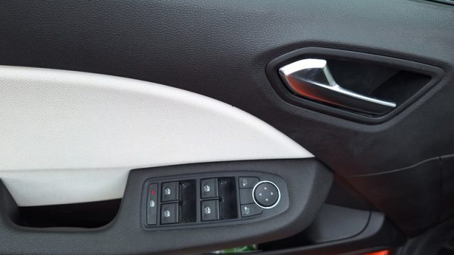 RENAULT Clio usata, con Immobilizzatore elettronico
