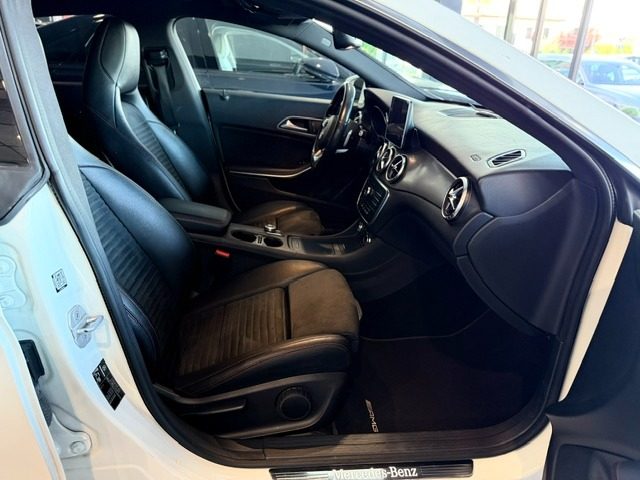 MERCEDES-BENZ CLA 220 usata, con Fari Xenon