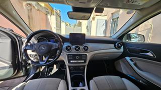 MERCEDES-BENZ GLA 200 usata, con Fendinebbia