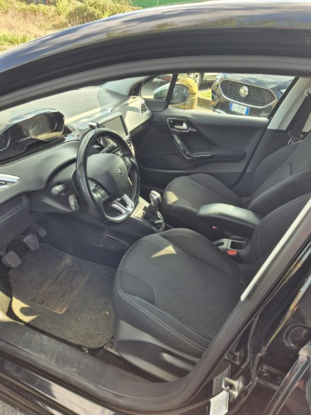 PEUGEOT 208 usata, con Bluetooth