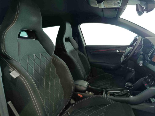 SKODA Karoq usata, con Autoradio digitale
