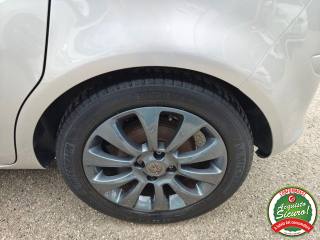 OPEL Corsa usata, con Lettore CD