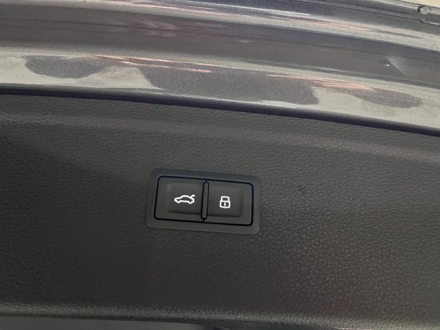 AUDI Q5 usata, con Park Distance Control