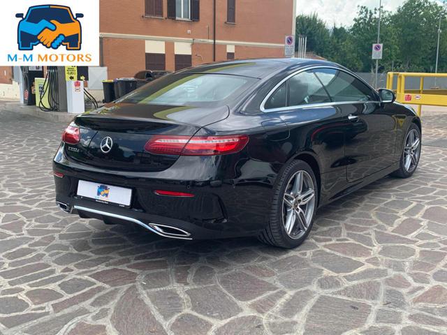 MERCEDES-BENZ E 220 usata, con Cerchi in lega