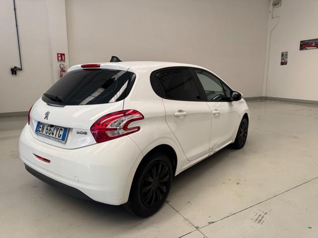 PEUGEOT 208 usata, con Airbag Passeggero
