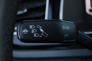 VOLKSWAGEN Taigo usata, con Leve al volante