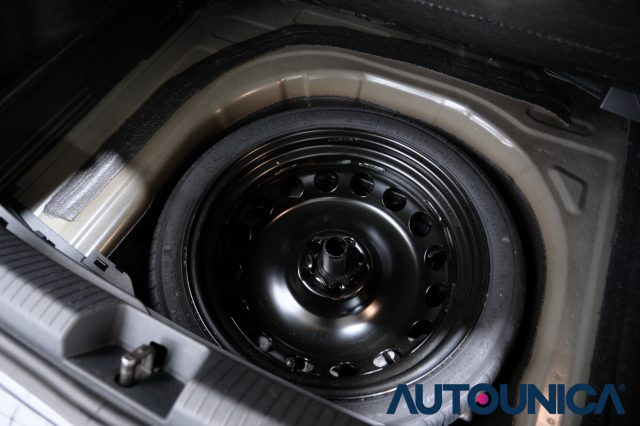 VOLKSWAGEN Taigo usata 60