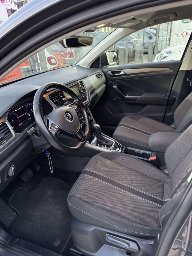 VOLKSWAGEN T-Roc usata, con Autoradio
