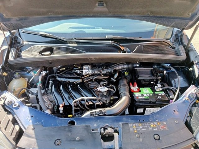 DACIA Dokker usata, con Specchietti laterali elettrici