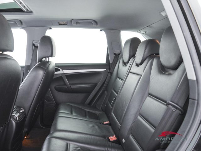 PORSCHE Cayenne usata 9