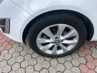 OPEL Corsa usata, con Servosterzo
