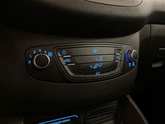 FORD Tourneo Courier usata 13