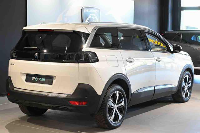 PEUGEOT 5008 usata, con Airbag laterali
