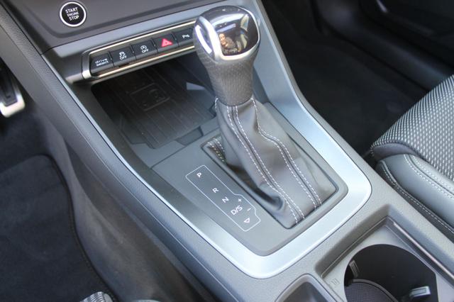 AUDI Q3 usata, con Park Distance Control