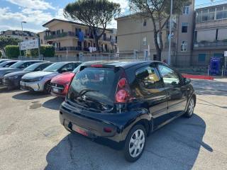 PEUGEOT 107 usata, con Autoradio