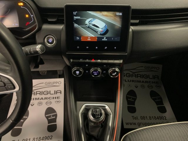 RENAULT Clio usata, con Touch screen