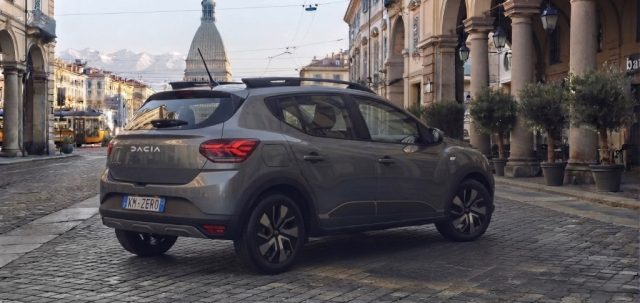 DACIA Sandero usata, con Airbag laterali