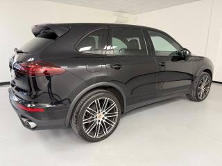 PORSCHE Cayenne usata, con Cerchi in lega