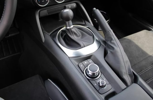MAZDA MX-5 usata, con Controllo trazione