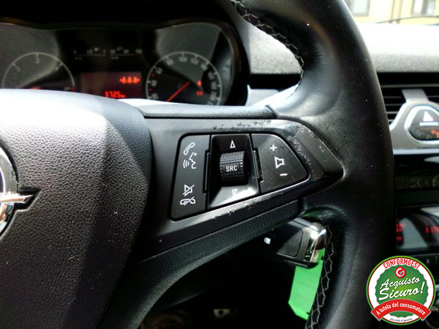 OPEL Corsa usata, con Bluetooth