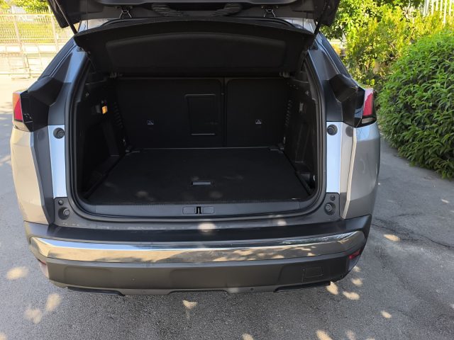 PEUGEOT 3008 usata, con Sensore di pioggia
