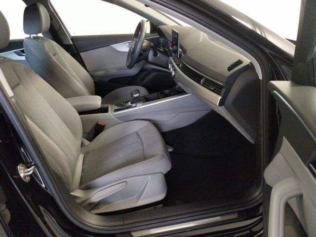 AUDI A4 usata, con Sedile posteriore sdoppiato