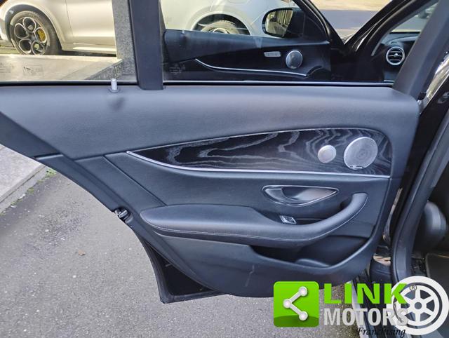 MERCEDES-BENZ E 220 usata, con Cruise Control