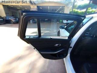 BMW 320 usata, con Fendinebbia