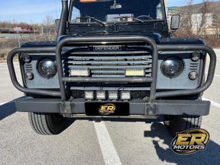 LAND ROVER Defender usata 24