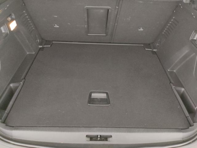 PEUGEOT 3008 usata, con Sedile posteriore sdoppiato