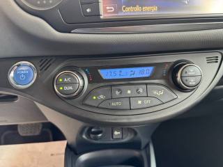 TOYOTA Yaris usata, con Vivavoce