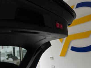 MERCEDES-BENZ GLA 180 usata, con Fari Xenon