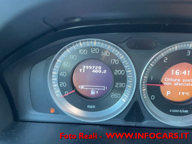 VOLVO XC60 usata, con Luci diurne