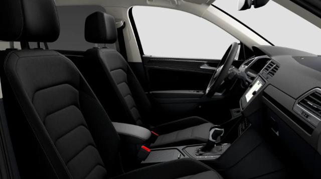 VOLKSWAGEN Tiguan usata, con Autoradio