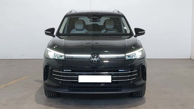 VOLKSWAGEN Tiguan usata, con Autoradio