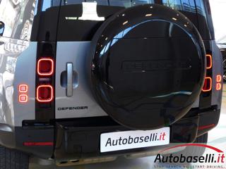 LAND ROVER Defender usata, con MP3