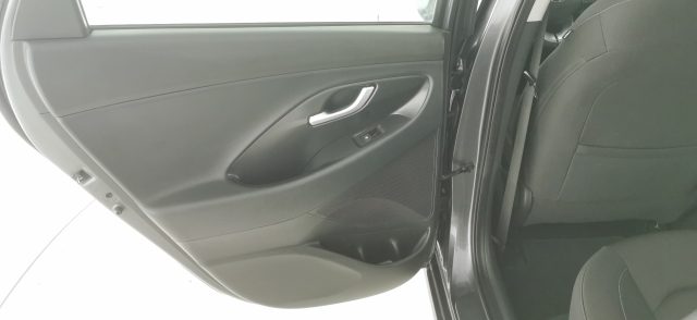 HYUNDAI i30 usata 42