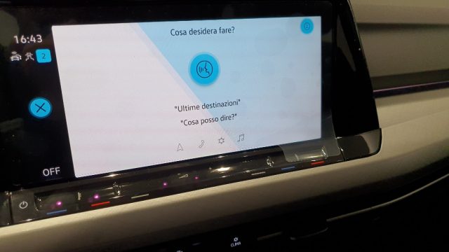 VOLKSWAGEN Golf Variant usata, con Controllo automatico clima