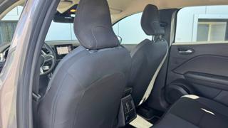 RENAULT Captur usata, con Sistema di navigazione