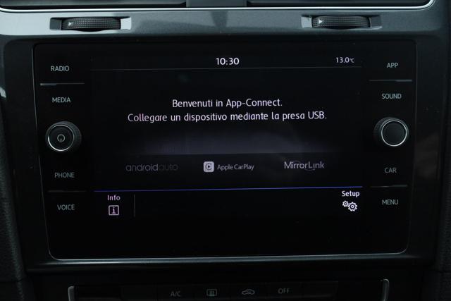 VOLKSWAGEN Golf Variant usata, con Airbag testa