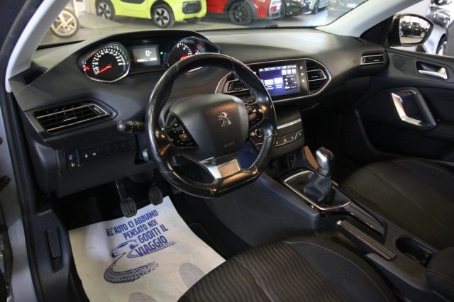 PEUGEOT 308 usata, con Boardcomputer